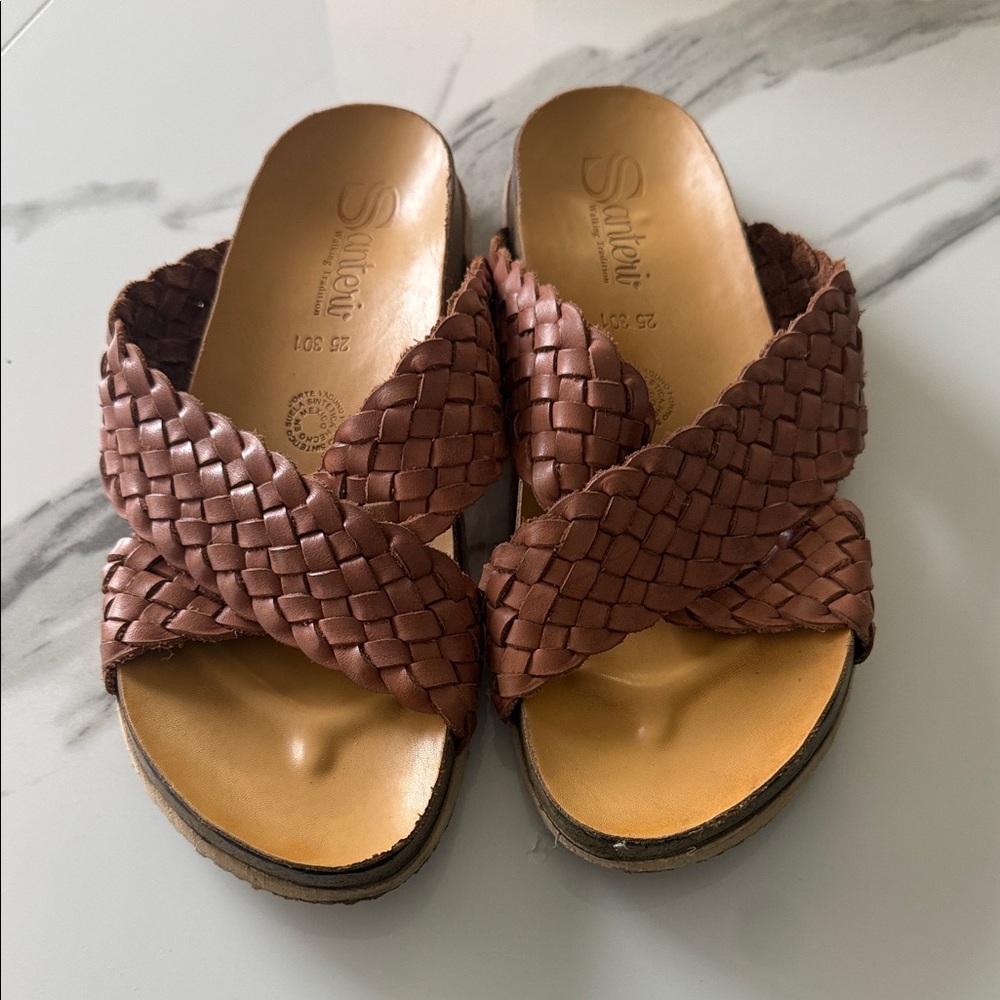 Women's Tan Woven Sandals